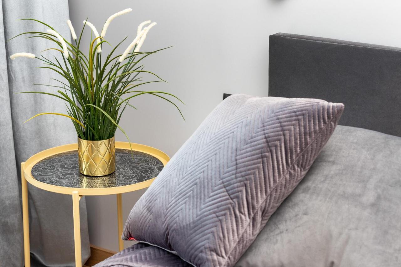 Apartament Przystan Letnica By Noclegi Renters Gdansk Bagian luar foto