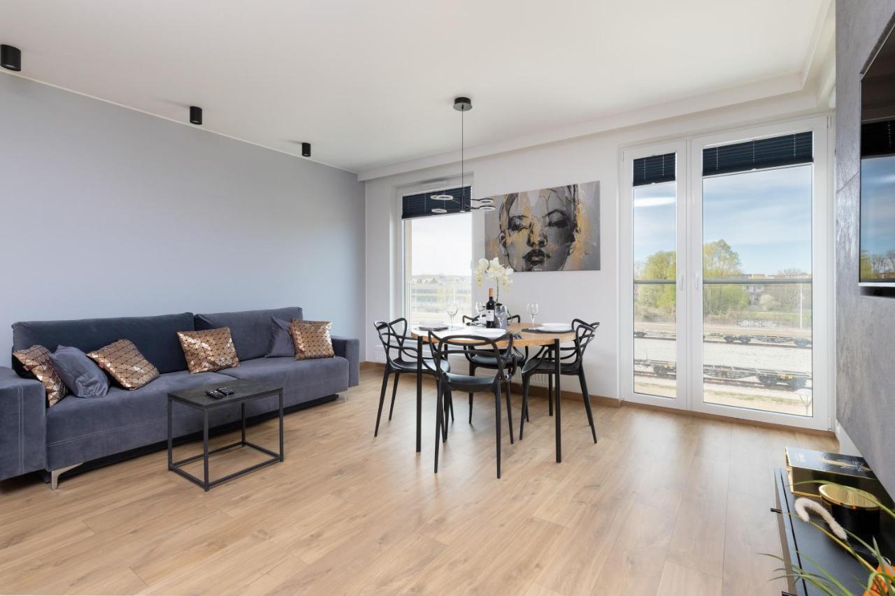 Apartament Przystan Letnica By Noclegi Renters Gdansk Bagian luar foto